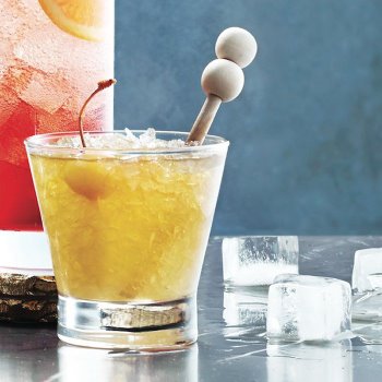 Cocktail Rum Sour