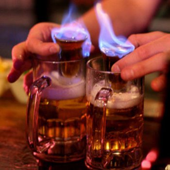 Cocktail Flaming Dr. Pepper