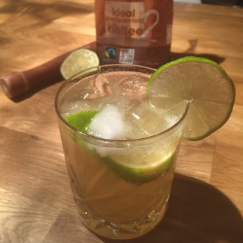 Cocktail Dark Caipirinha