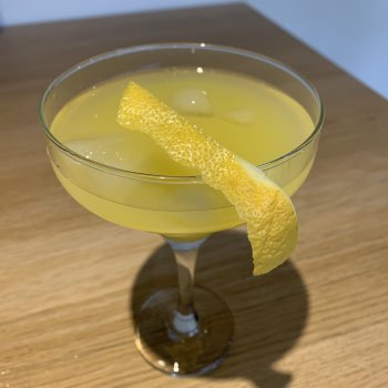Cocktail Honey Bee
