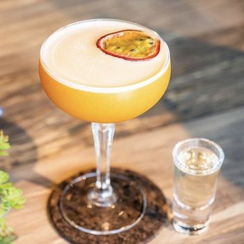 Cocktail Pornstar Martini